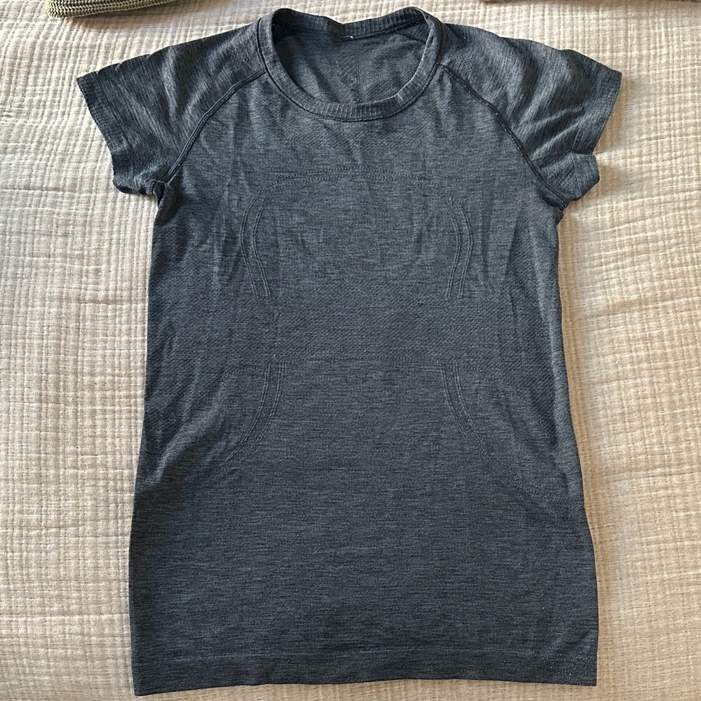 Lululemon Swiftly Tech Short-Sleeved Top